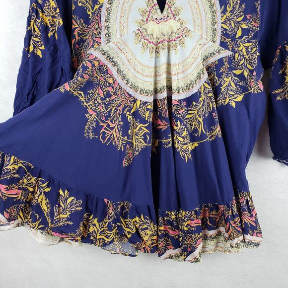 Free People Womens L Bell Sleeve Ruffled Tunic Top Blue Boho Medallion Loose Fit - Picture 3 of 11